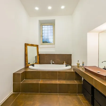 Magma Loft By Napoliapartments *