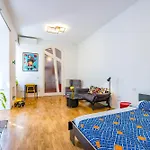 Appartement Magma Loft By Napoliapartments