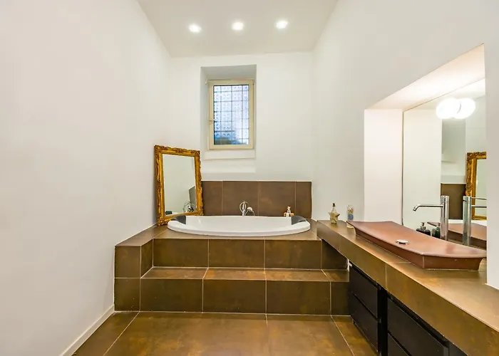 Magma Loft By Napoliapartments *